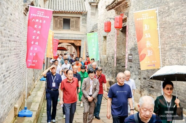华为,新品亮相,刘德华亲临,星空体育官网,星空体育App,星空体育直播,星空体育下载安装,星空体育平台